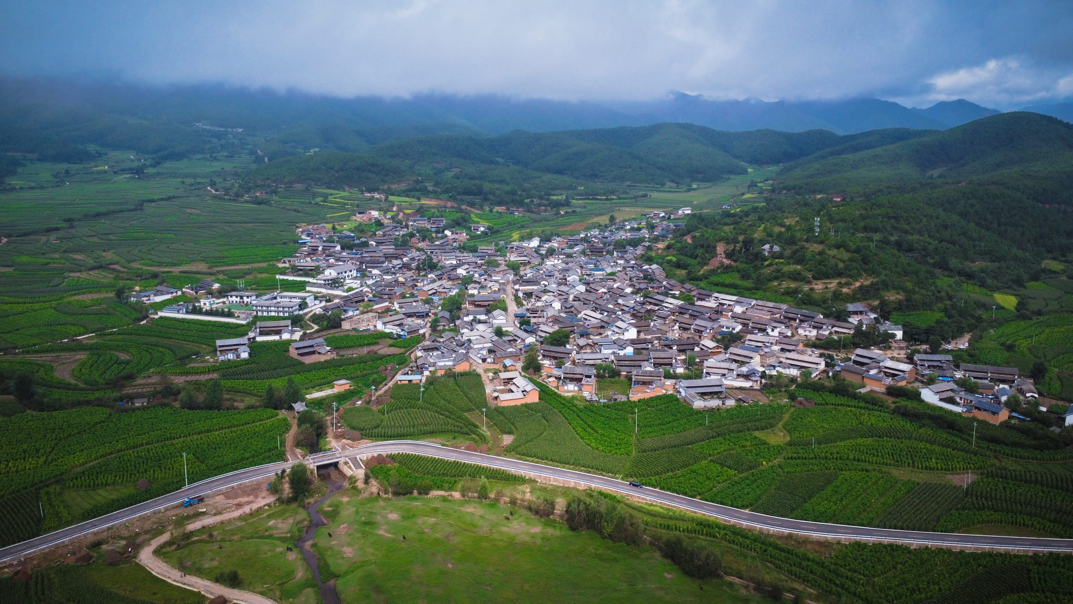 Bird's-eye view of Shilong Village
